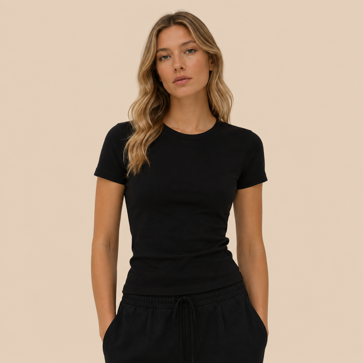 BLANC Women's Basic T-Shirt — Black